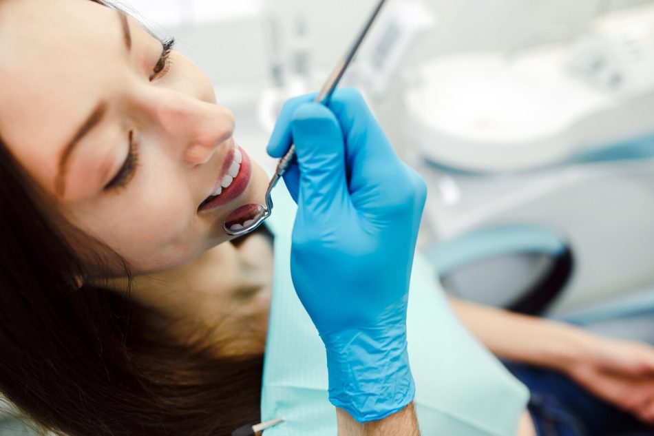 Luftstrøm dental rengjøring